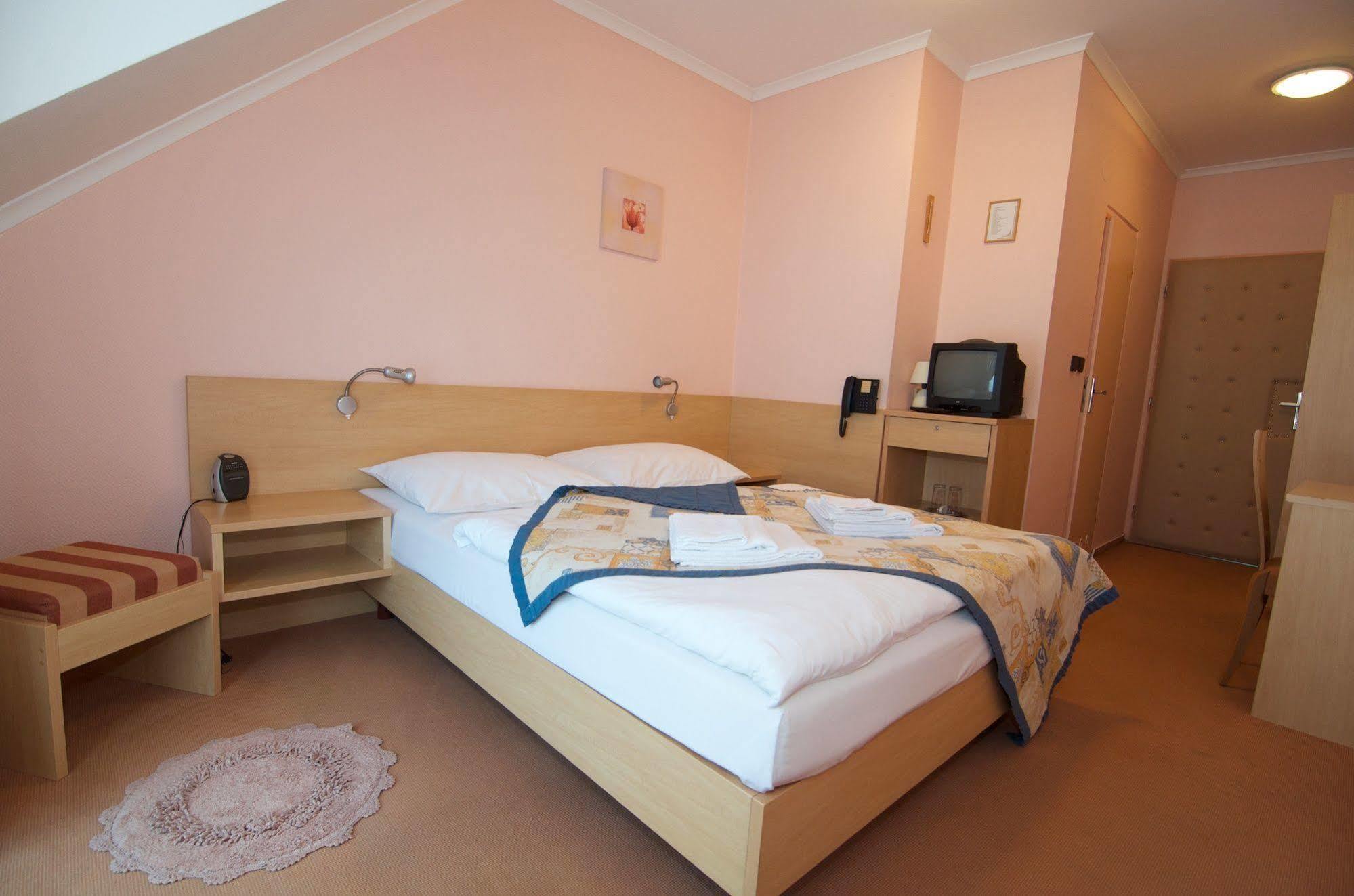 Hotel Steve Liptovský Mikuláš Exteriér fotografie
